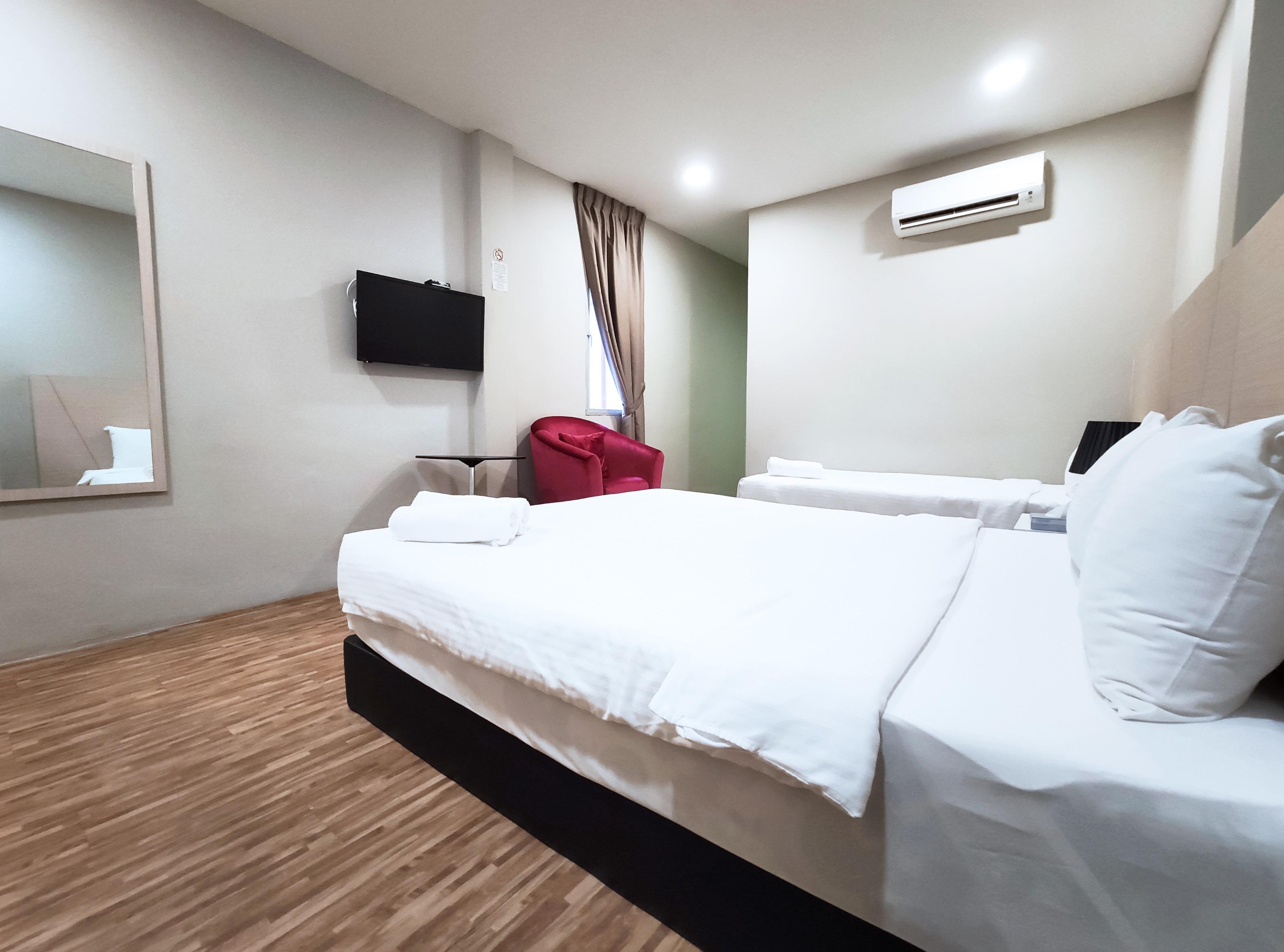 Princess Hotel Pontian Pontian Kecil Extérieur photo