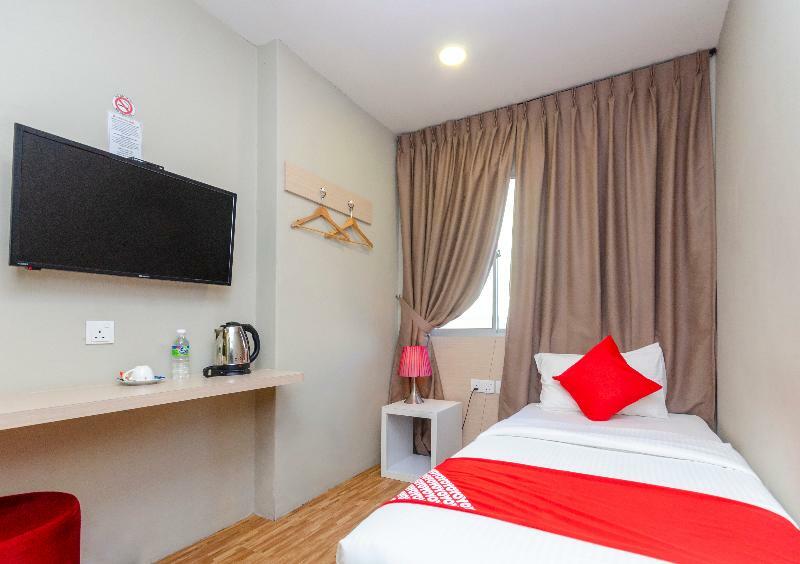 Princess Hotel Pontian Pontian Kecil Extérieur photo